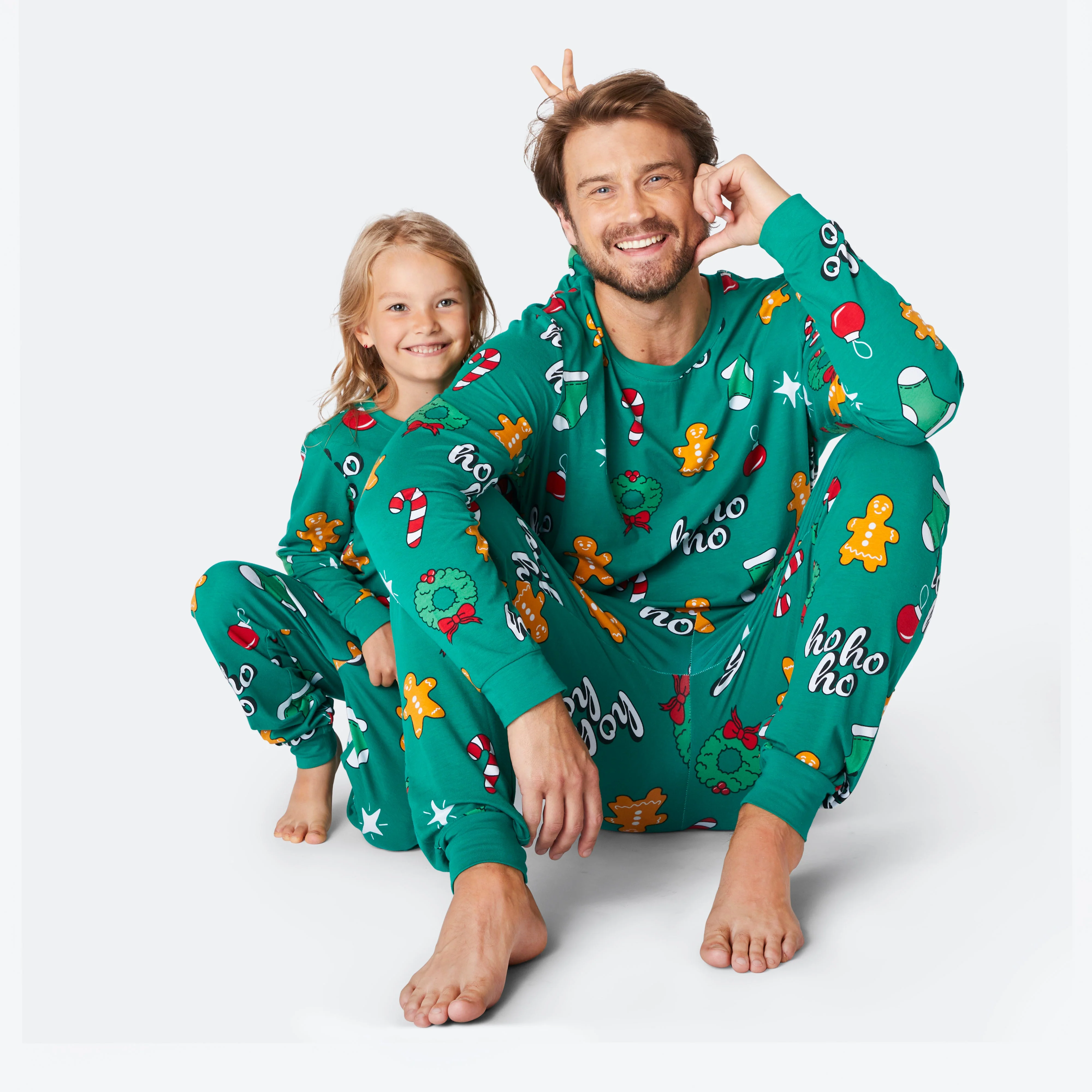 Men's Green Hohoho Christmas Pyjamas - Image 4