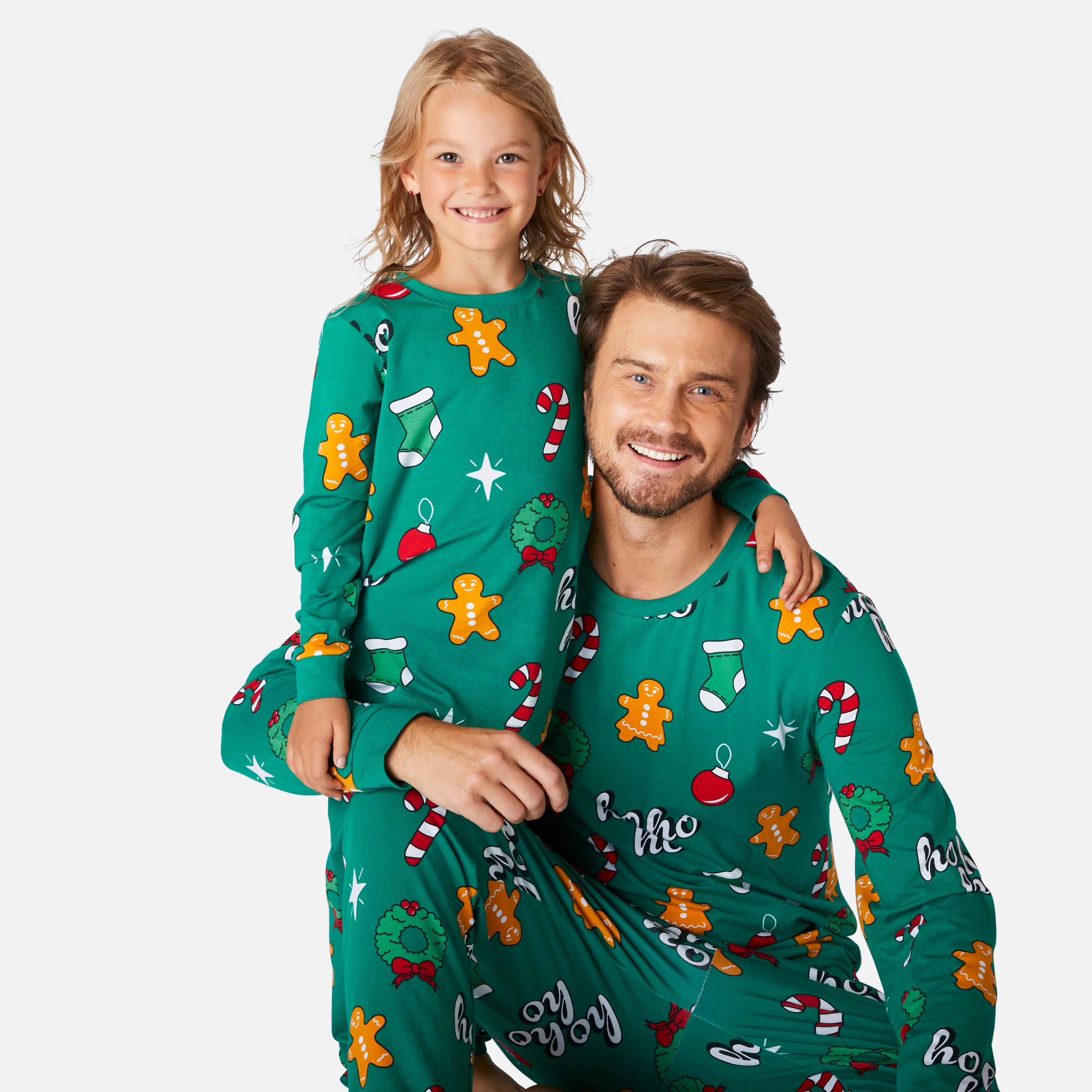 Men's Green Hohoho Christmas Pyjamas - Image 5